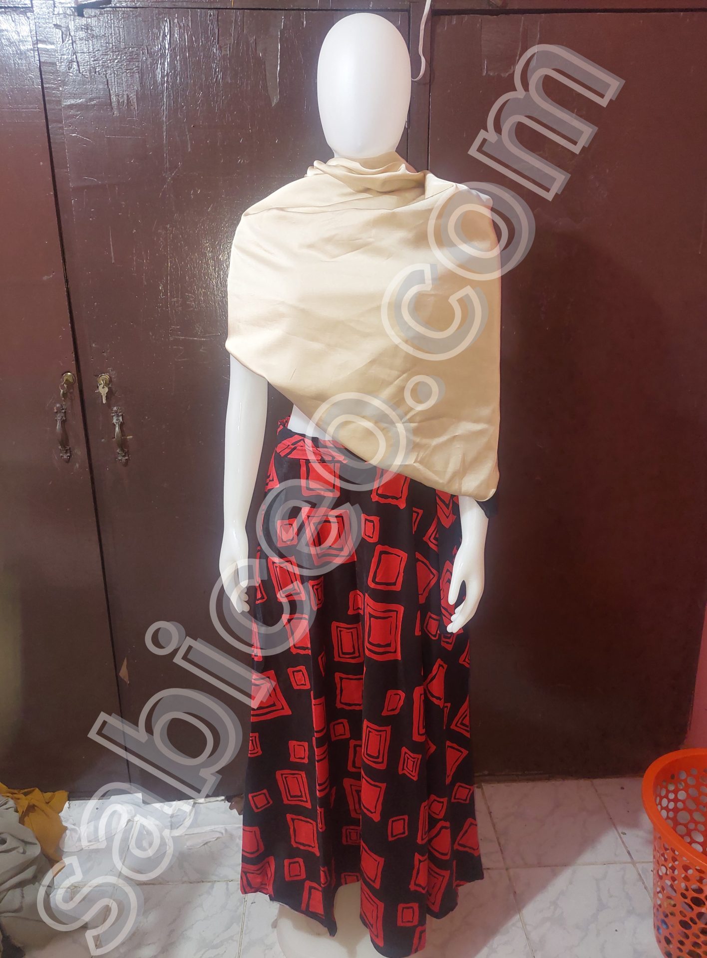 female mannequin